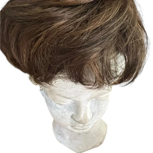 Tony Quick Change Light and Easy Wig Brown - Picture 3 of 6